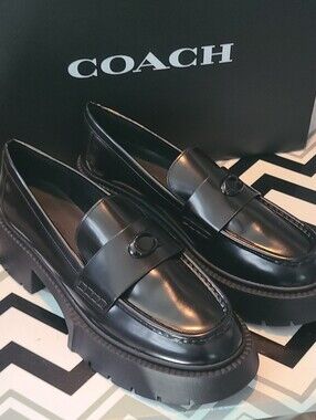 BRAND NEW COACH Women's Leah Platform Leather Lug Sole Loafers Size 9.5